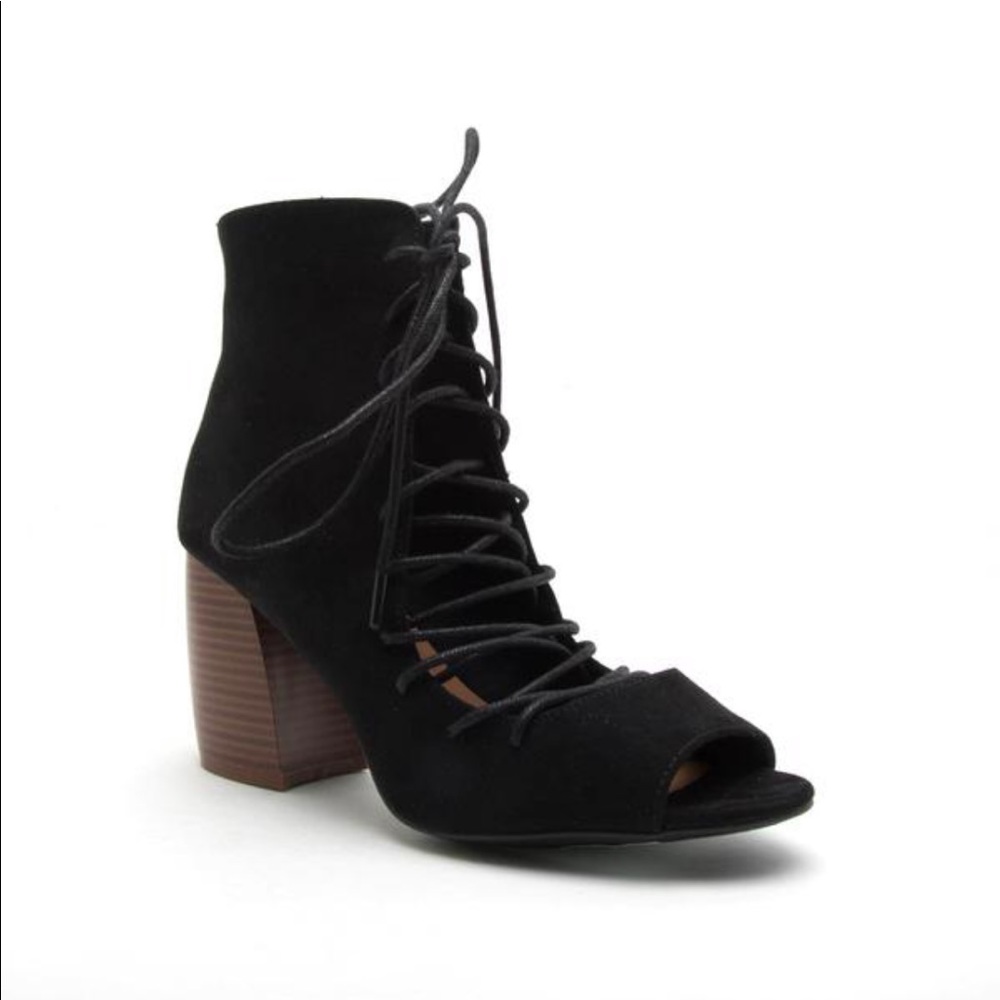 NEW Lola Lace Booties- Black - Picture 2 of 8